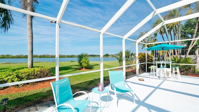 5078 47th St W, Bradenton, FL 34210 - unfurnished sunroom with a water view