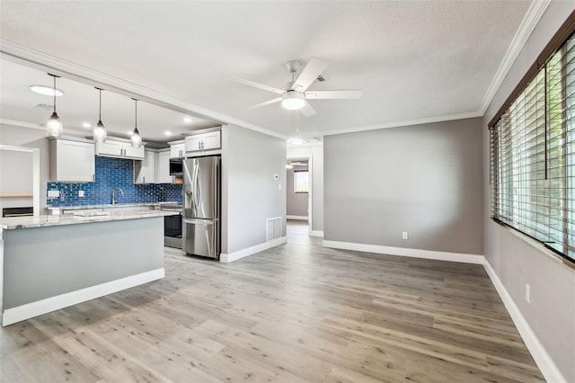 528 Manor Dr, Dunedin, FL 34698 - photo 11