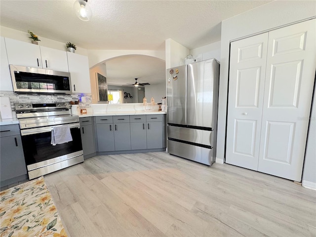 2122 Pleasure Run Dr, Ruskin, FL 33570 - photo 3