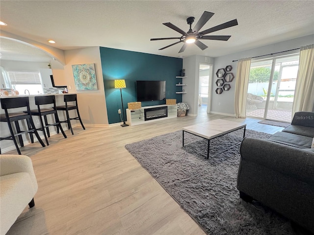 2122 Pleasure Run Dr, Ruskin, FL 33570 - photo 6