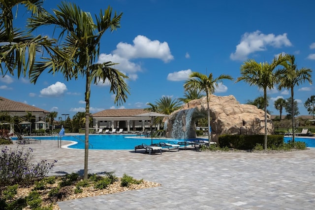5804 Mulligan Way, Lakewood Ranch, FL 34211 - community pool featuring a patio