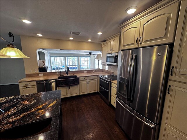 4158 Prudence Dr, Sarasota, FL 34235 - photo 4