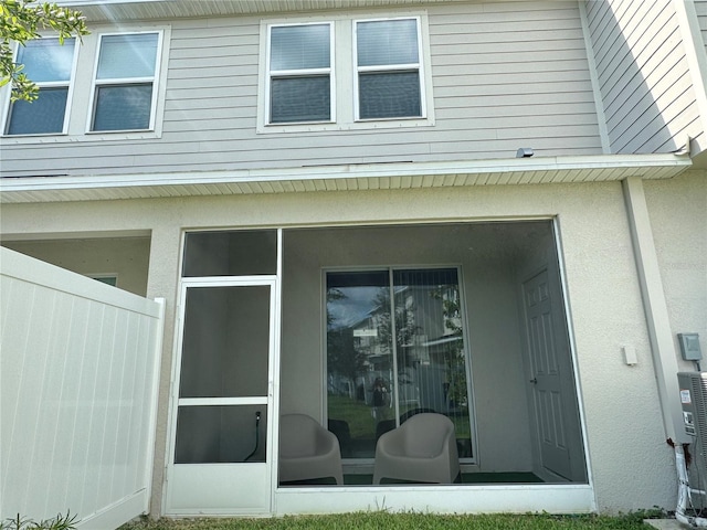 6253 Whetstone Ct, Palmetto, FL 34221 - entrance to property featuring stucco siding