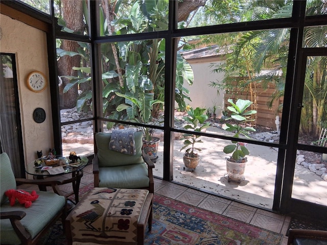2411 Quail Ct, Bradenton, FL 34209 - view of sunroom / solarium