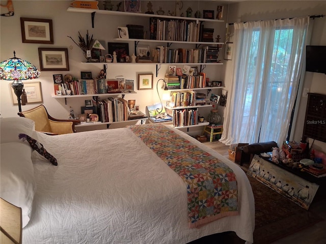 2411 Quail Ct, Bradenton, FL 34209 - view of bedroom