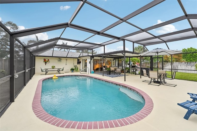 6002 34th Ave W, Bradenton, FL 34209 - view of pool featuring a patio and glass enclosure