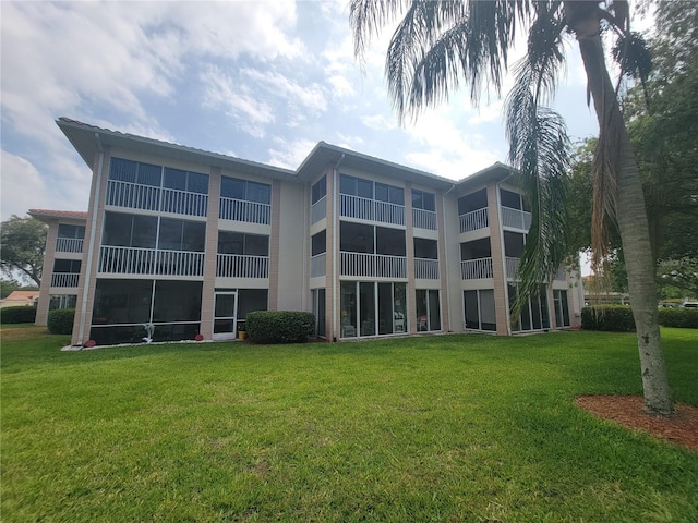 6507 Stone River Rd Unit 302, Bradenton, FL 34203 - view of building exterior