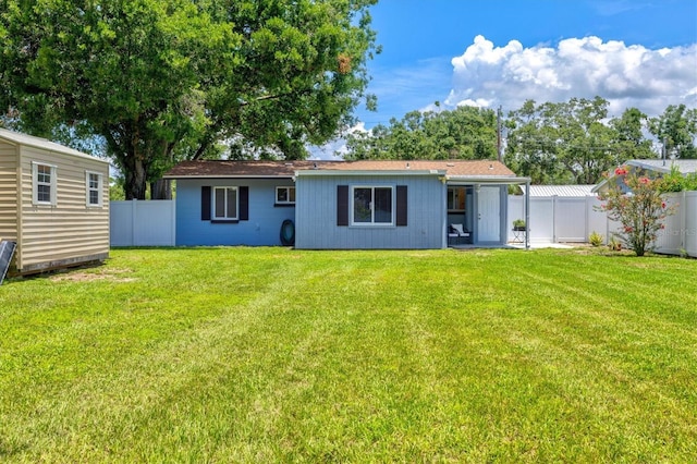 2432 Aspinwall St, Sarasota, FL 34237 - photo 37