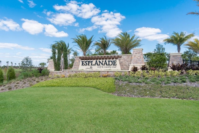 13714 Messina Loop Unit 202, Bradenton, FL 34211 - community / neighborhood sign featuring a yard