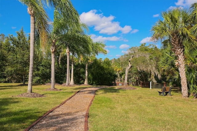 7005 Goldrush Ln, Bradenton, FL 34201 - view of community featuring a lawn