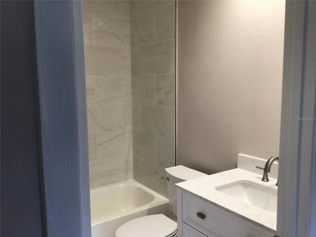 5178 Lake Village Dr Unit 86, Sarasota, FL 34235 - photo 2