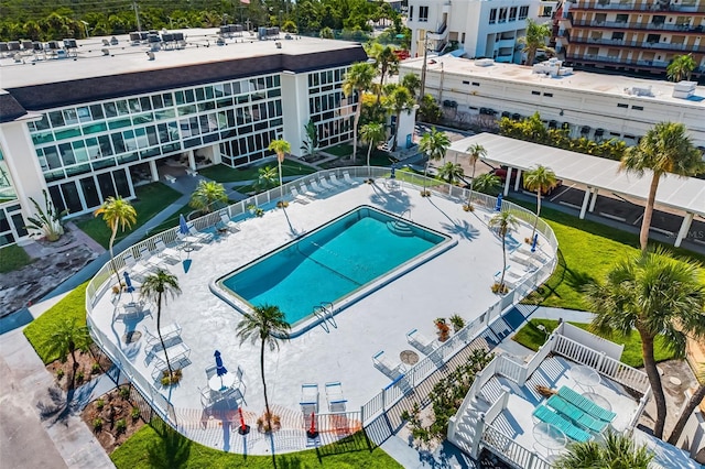 2110 Benjamin Franklin Dr Unit 301, Sarasota, FL 34236 - bird's eye view of a pool