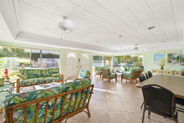 2110 Benjamin Franklin Dr Unit 301, Sarasota, FL 34236 - view of sunroom