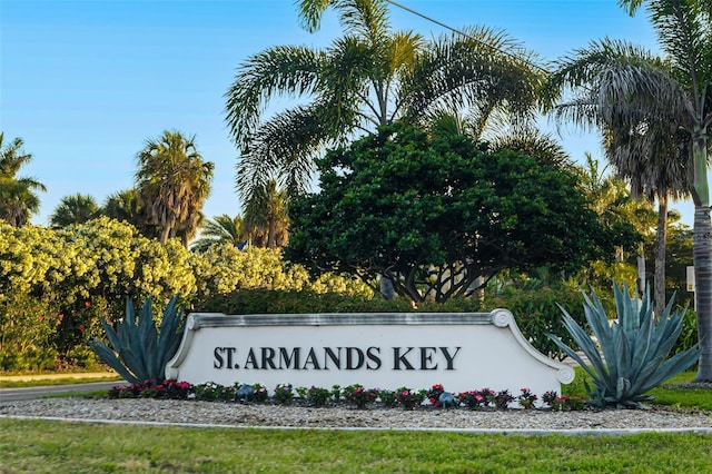 2110 Benjamin Franklin Dr Unit 301, Sarasota, FL 34236 - view of community / neighborhood sign