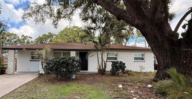 4661 Linwood St, Sarasota, FL 34232 - ranch-style house with stucco siding