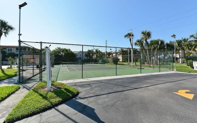 1801 Gulf Dr N Unit 276, Bradenton Beach, FL 34217 - view of tennis court