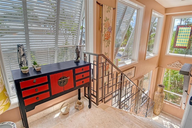 701 Marbury Ln, Longboat Key, FL 34228 - view of stairs