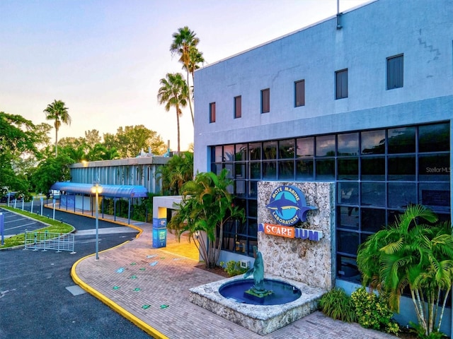 701 Marbury Ln, Longboat Key, FL 34228 - view of property at dusk