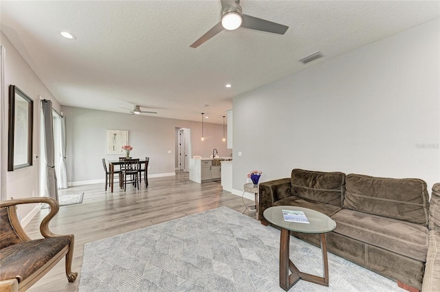 4314 Des Plaines Dr, Sarasota, FL 34233 - photo 19