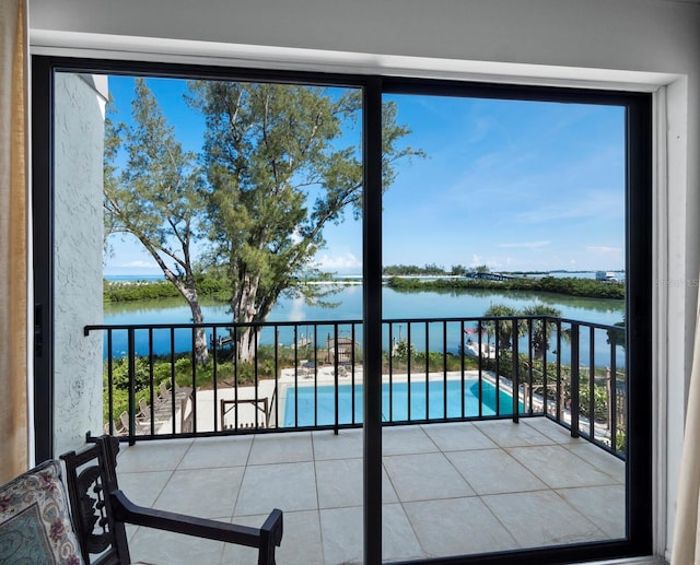 490 N Shore Rd Unit 6, Longboat Key, FL 34228 - photo 1