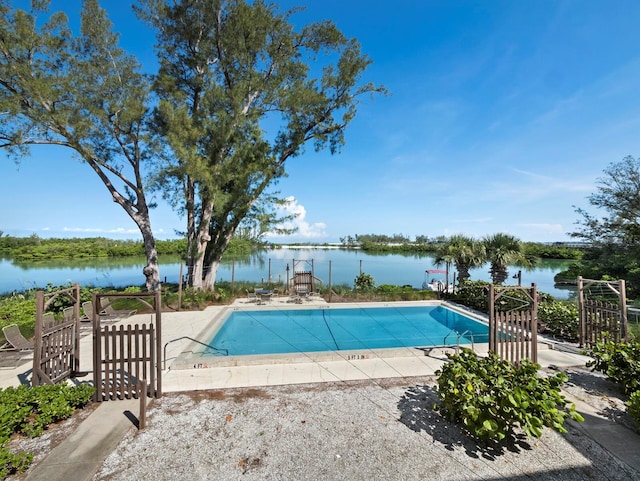 490 N Shore Rd Unit 6, Longboat Key, FL 34228 - photo 15