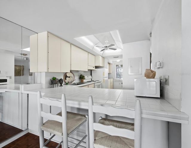 490 N Shore Rd Unit 6, Longboat Key, FL 34228 - photo 18