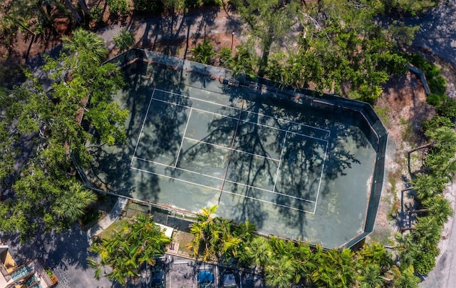 490 N Shore Rd Unit 6, Longboat Key, FL 34228 - photo 45