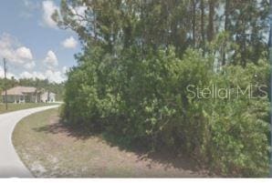 23 Medalist Cir, Rotonda West, FL 33947