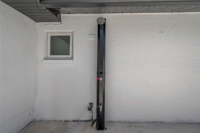 8001 13th Ave S, Saint Petersburg, FL 33707 - detailed view of stucco siding