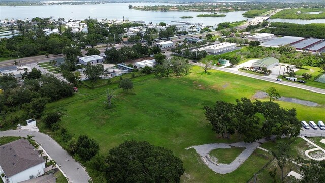 612 27th St E, Bradenton, FL 34208
