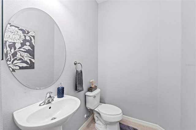 4654 Claremont Park Dr, Bradenton, FL 34211 - half bathroom featuring a sink and toilet