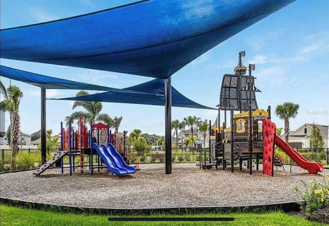 5635 Los Robles Ct, Palmetto, FL 34221 - view of community playground
