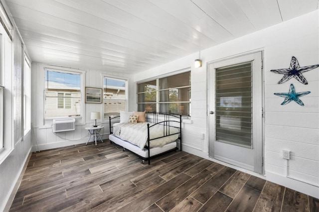 441 62nd St, Holmes Beach, FL 34217 - view of sunroom / solarium