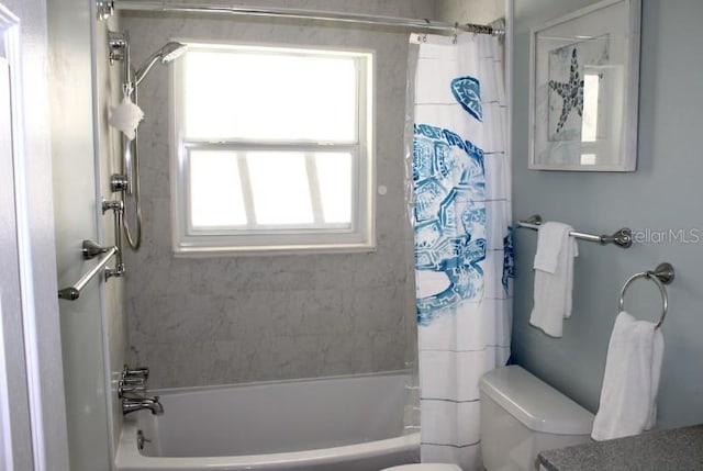 3614 29th Ave W, Bradenton, FL 34205 - full bath with toilet and shower / tub combo