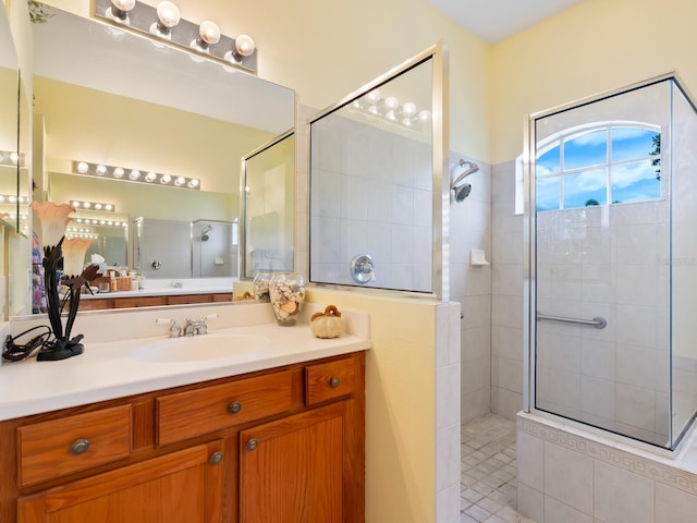 280 Dahlia Ct, Bradenton, FL 34212 - bathroom featuring a walk in shower and vanity