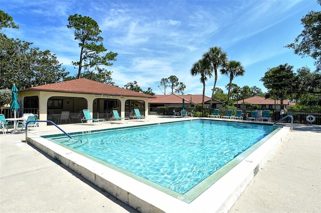 5598 Golf Pointe Dr Unit A-1, Sarasota, FL 34243 - photo 31