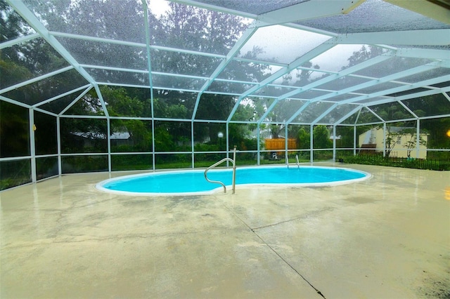 1208 Francis Ave, Sarasota, FL 34232 - swimming pool featuring a patio area and a lanai