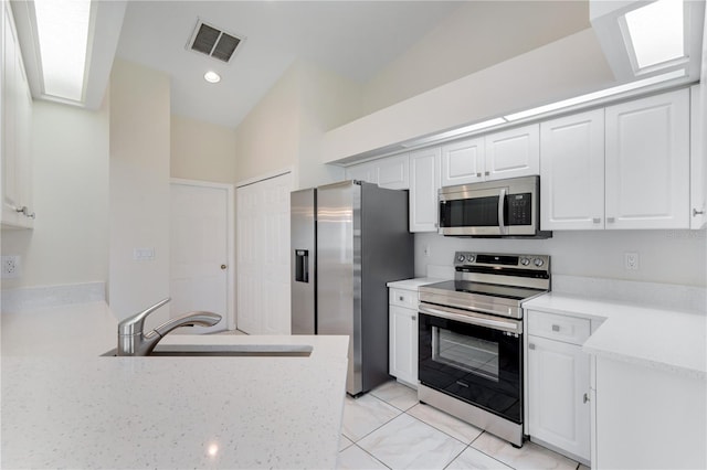 204 SE 19th Ter, Cape Coral, FL 33990 - photo 8