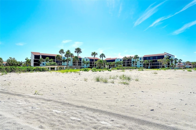 2039 Gulf Of Mexico Dr Unit G3-207, Longboat Key, FL 34228 - view of home's community featuring volleyball court