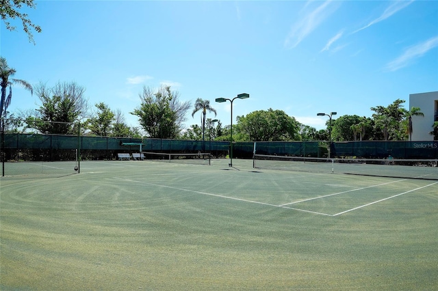 2039 Gulf Of Mexico Dr Unit G3-207, Longboat Key, FL 34228 - view of tennis court with community basketball court