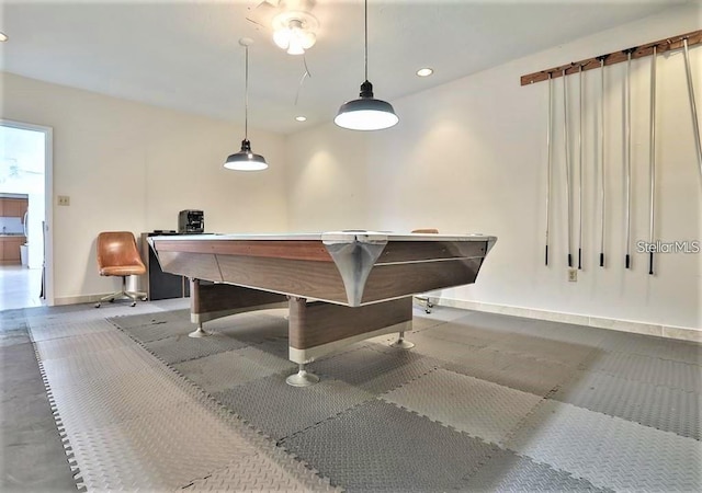 2763 Woodgate Ln Unit 105, Sarasota, FL 34231 - game room with baseboards and recessed lighting