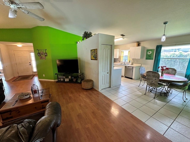 3918 Wake Ave, Sarasota, FL 34241 - photo 6