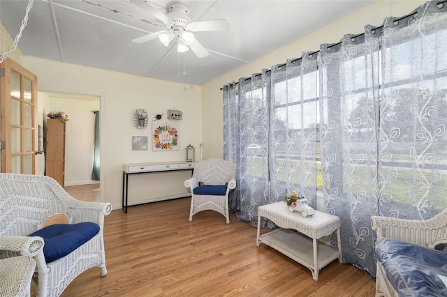 3020 51st Ave E, Bradenton, FL 34203 - living area with light wood-type flooring and ceiling fan