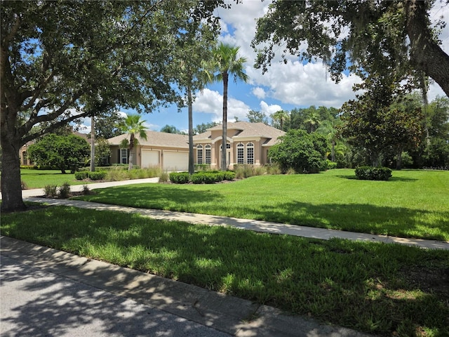 2705 Coastal Range Way, Lutz, FL 33559 - photo 1