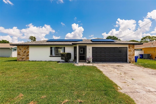 5913 Untermeyer Ct, North Fort Myers, FL 33903 - photo 1