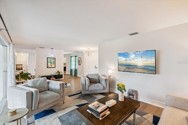 2405 Cardwell Way, Sarasota, FL 34231