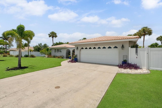 2405 Cardwell Way, Sarasota, FL 34231