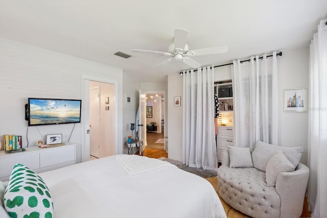 2405 Cardwell Way, Sarasota, FL 34231
