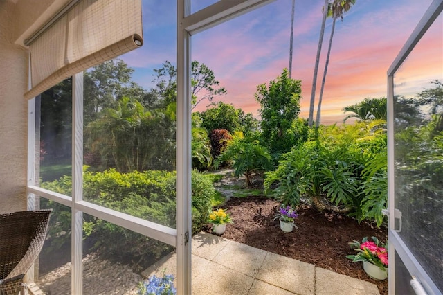8335 Glenrose Way Unit 1513, Sarasota, FL 34238 - unfurnished sunroom with healthy amount of natural light