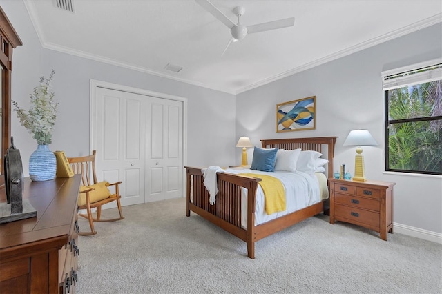 13818 Milan Ter, Lakewood Ranch, FL 34202 - bedroom with a closet, light carpet, crown molding, and ceiling fan